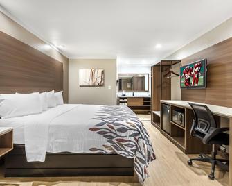 Red Roof Inn Raleigh Northeast - Downtown - Raleigh - Bedroom