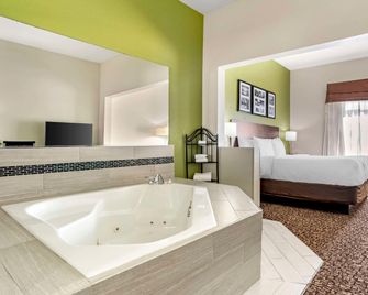 Sleep Inn & Suites Montgomery East I-85 - Montgomery - Ložnice