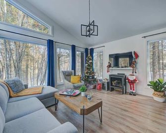 Le Baikal | Nature, Trails & Ev Charger - Pont-Rouge - Salon