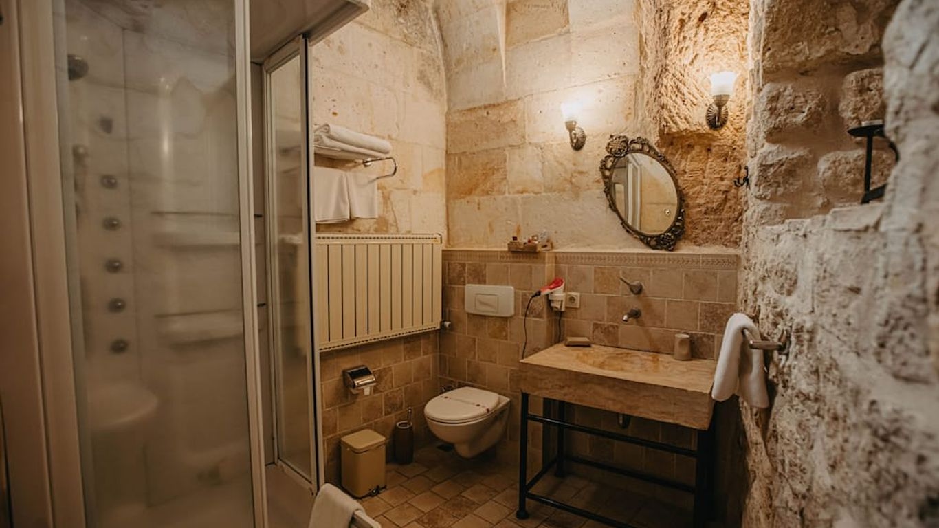 Melekler Evi Cave Hotel