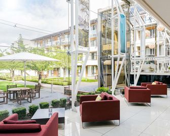 Novotel Queenstown Lakeside - Queenstown - Bar