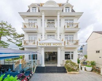Nature Hotel - Luong The Vinh - Dalat - Edificio