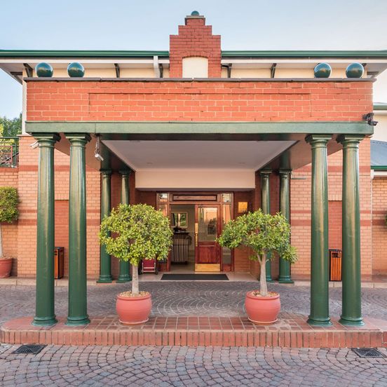 Building view of Courtyard Suite Rosebank
