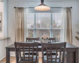 Carson Flats Apt 6 - 1br Near Bok, Osu Med, Dtwn - Tulsa - Comedor
