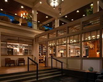 Hotel Champlain Burlington, Curio Collection by Hilton - Burlington - Restaurant