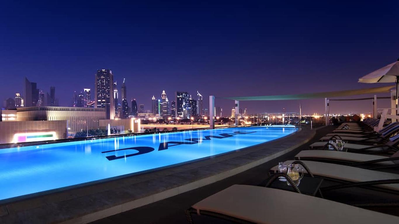 داماك ميزون شارع دبي مول