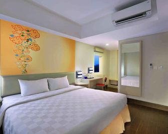 Cordela Hotel Cirebon - Cirebon - Schlafzimmer