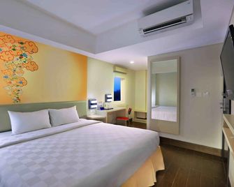 Cordela Hotel Cirebon - Cirebon - Quarto