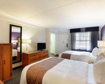 Quality Inn and Suites North Charleston - Ashley Phosphate - North Charleston - Bedroom
