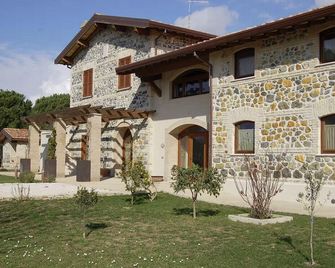Casale Elisa Country Hotel - Ladispoli - Будівля