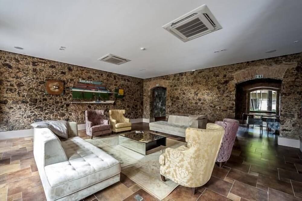 أتريوم كوينتا دو بيدراس هوتل - بيليم - ردهة