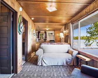 Lakefront Cottage - Rhinelander - Sala de estar