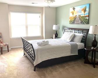 Quiet Cozy Home Minutes Away From Downtown - Blythewood - Bedroom