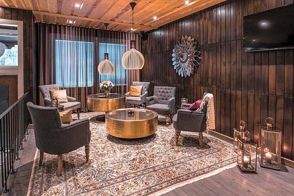 Beana Laponia - Wilderness boutique hotel with safaris