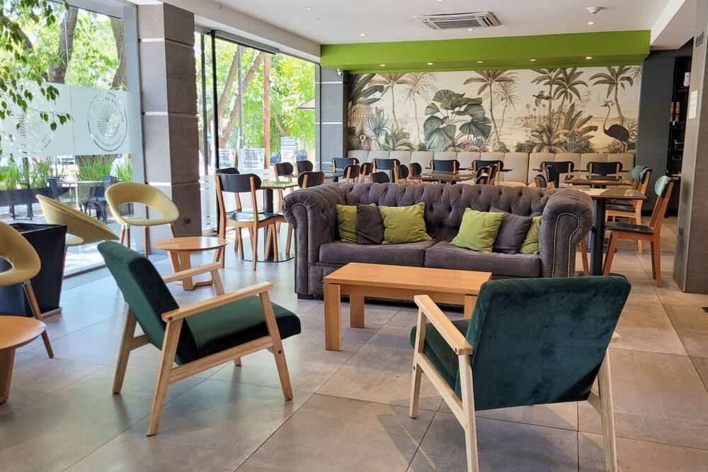 سولتيغا أبارت هوتيل ميندوزا - ميندوزا - مطعم