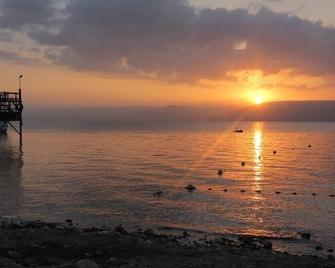 Tiberias Hostel - Tiberias