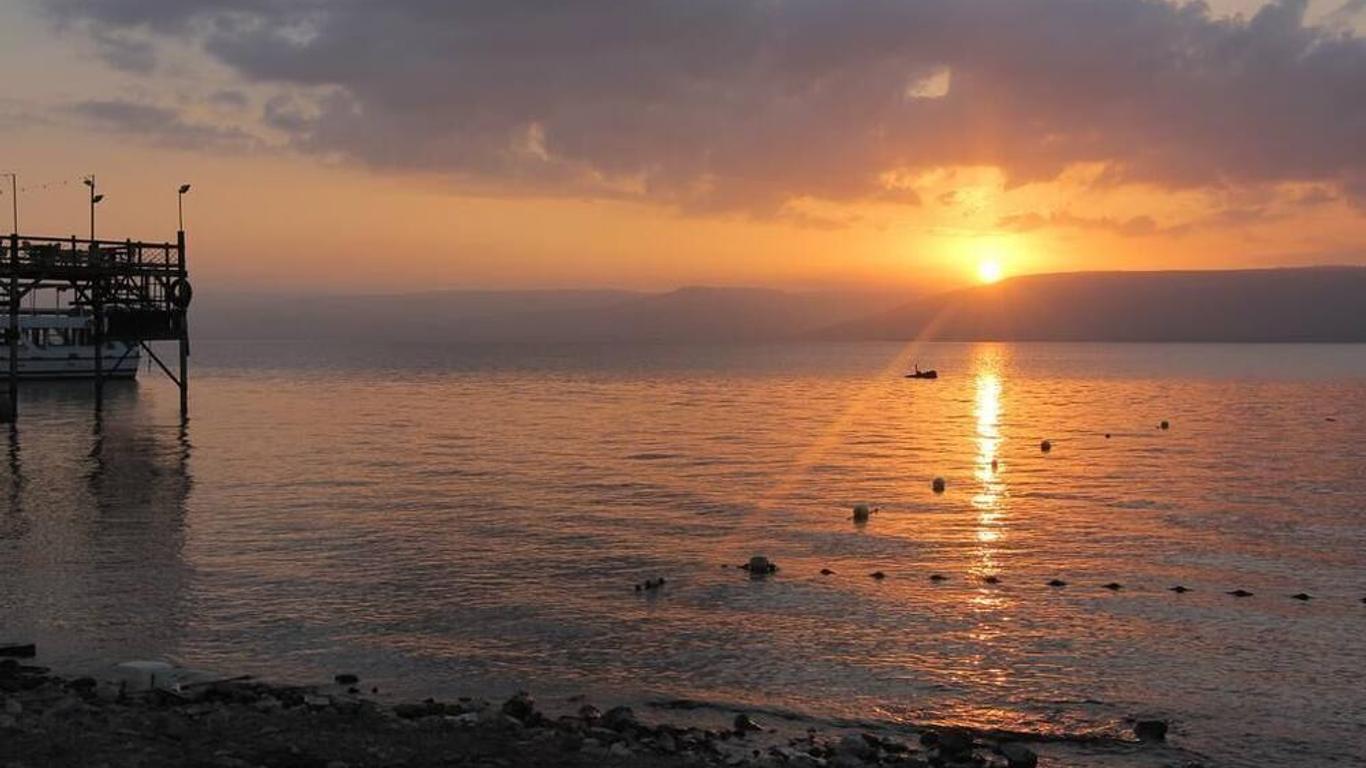 Tiberias Hostel
