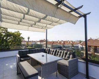Rigas Boutique Rooms - Pefkochori - Balkon