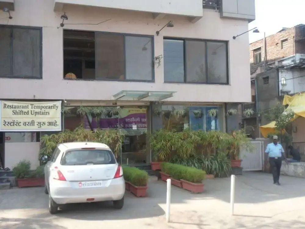 Hotel Rajmahal - נשיק - בניין