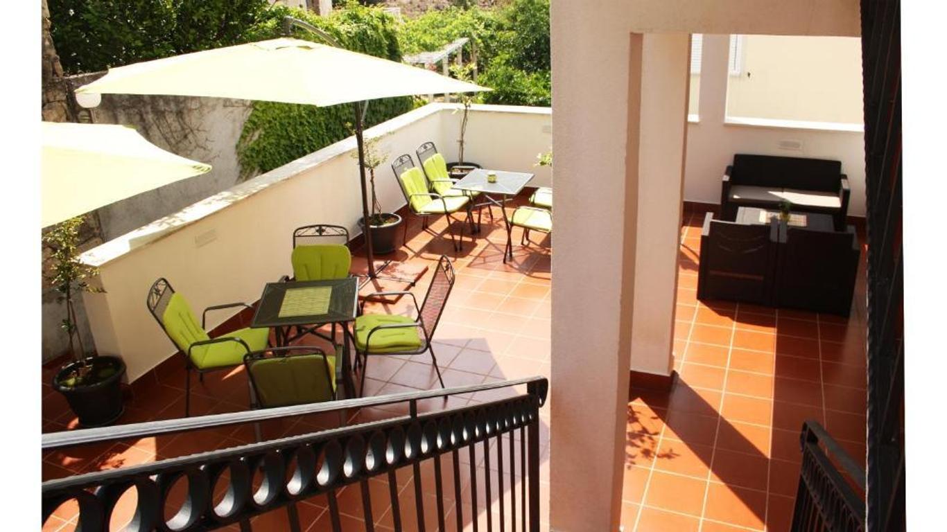 Guest House Sol
