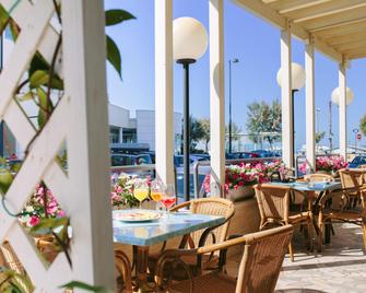 Hotel Paradiso Senigallia - Senigallia - Edifício