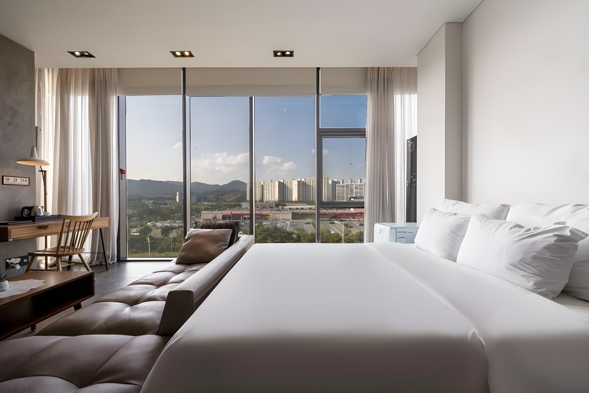 جوانجيانغ هاربور بريدج هوتل