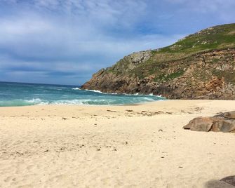 Swallows Nest - Penzance - Beach