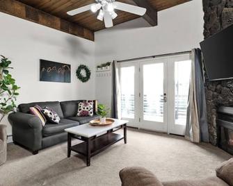 Alaskan Dreamscape Loft [5] - Anchorage