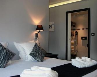 Henry II Hotel - Beaune - Bedroom