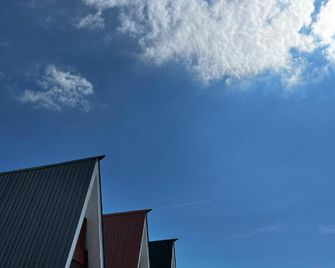 Segitiga Paradise - Sabak Bernam - Edificio