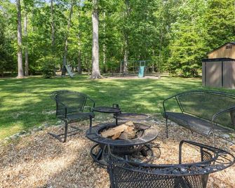 Chickahominy Riverside Guest Home 30 Minutes to Williamsburg - Charles City - Patio