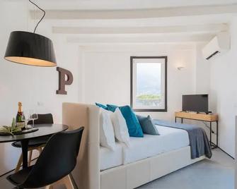 P Terrace Exclusive Apartment - Lake View With Terrace - Free Parking - Laglio