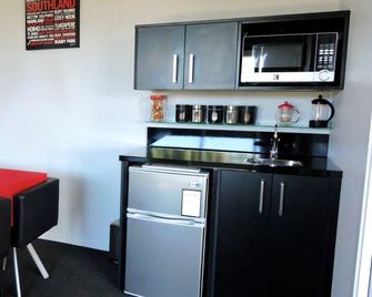 Quiet Suite in a Secluded Bed and Breakfast near Invercargill, New Zealand - Gore - Cocina