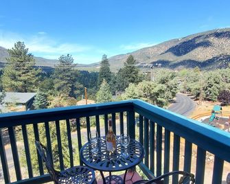 Woodland Pines Cabin - Pine Mountain Club - Balcony