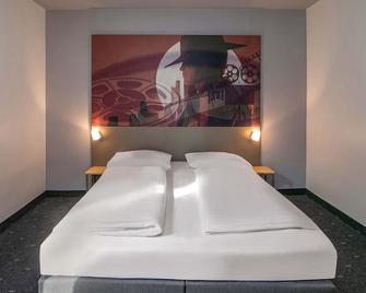 B&b Hotel Berlin-Adlershof - Berlin - Schlafzimmer
