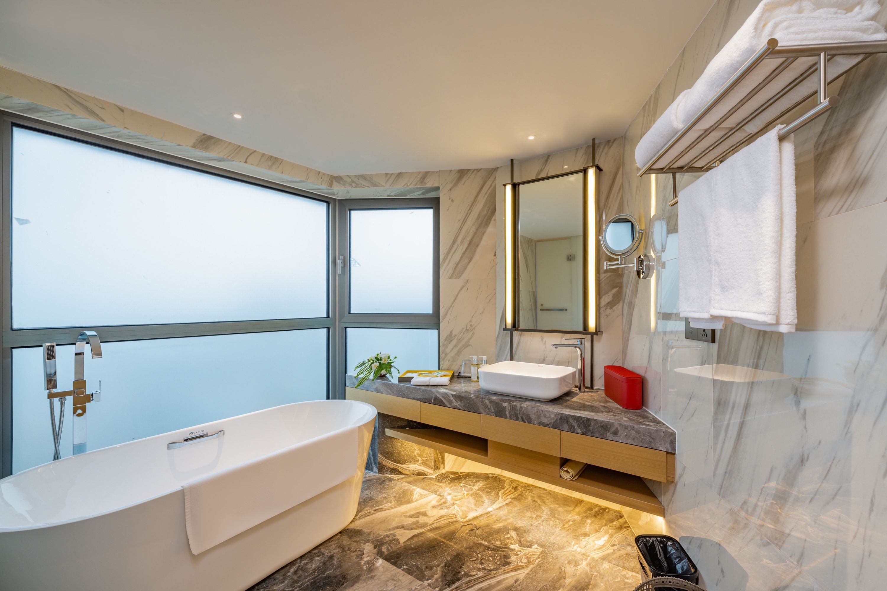 Holiday Inn Shanghai Huaxia By IHG - שנחאי - חדר רחצה