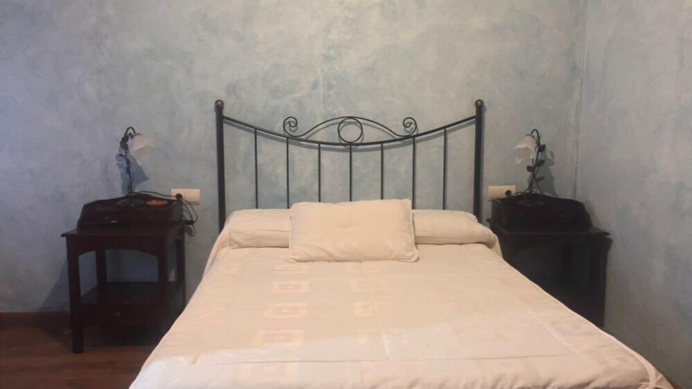 Hostal El Olmo