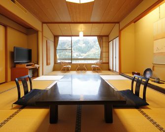 Izanro Iwasaki - Misasa - Dining room