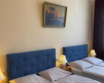 Hotel Gunia - Berlin - Bedroom