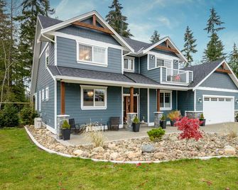 Royston Roost In Courtenay! - Courtenay - Gebäude