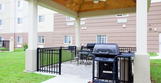 Candlewood Suites Jacksonville - Jacksonville - Property amenity