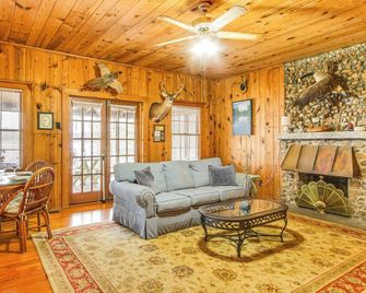 Private Dock And Porch Serene Lake Green - Greenwood - Sala de estar