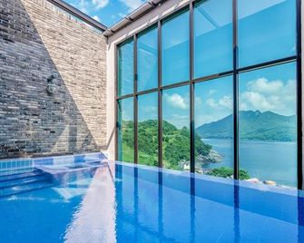 Tongyeong Saryangdo Elphis36 Poolvilla - Tongyeong - Pool