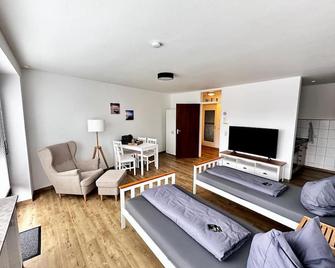 Moderne Ferienwohnung in Kleve - sehr zentral gelegen - Nr 2 - Cléveris - Sala de estar