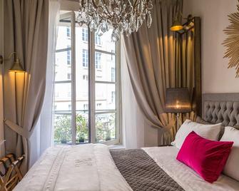 Luxury Apartment in Heart of Paris - Île de la Cité-Notre Dame-Cafes - Paris - Bedroom