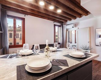 San Lorenzo Apartments 5054 - Venezia - Sala pranzo