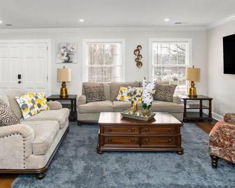 Peaceful Ranch Home - 4br/3ba - Mauldin