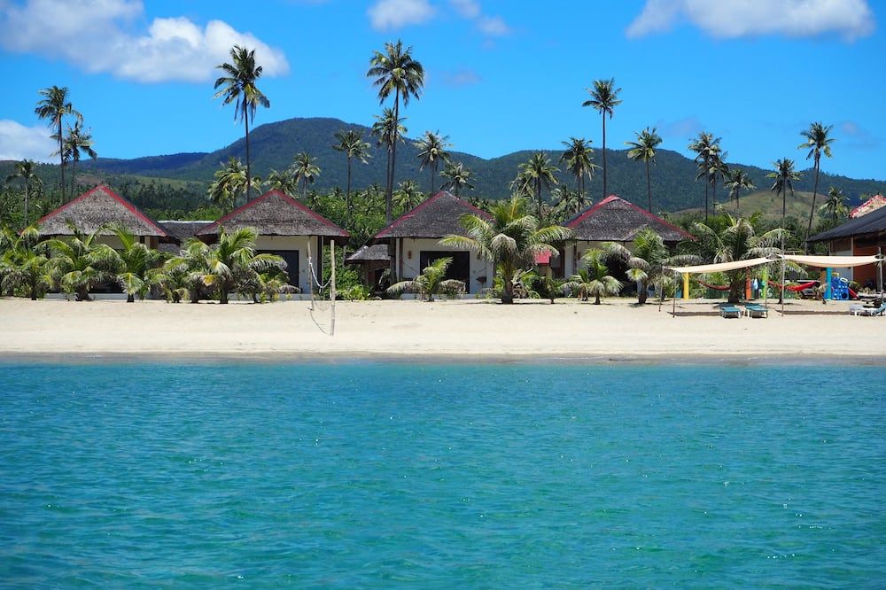 Footprints Beach Resort