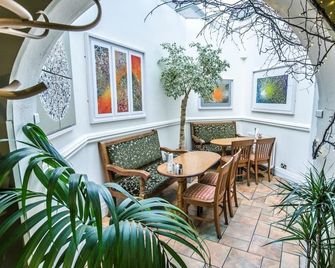 Mc Kevitts Village Hotel - Carlingford - Restaurant