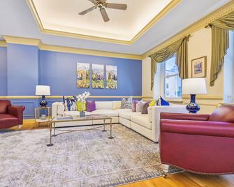 A Villa Steps from Harbor East with Indoor Pool and 6-Car Parking Sleeps 12\n - Baltimore